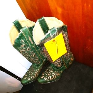 Ariat Divine 2020 Fall editions